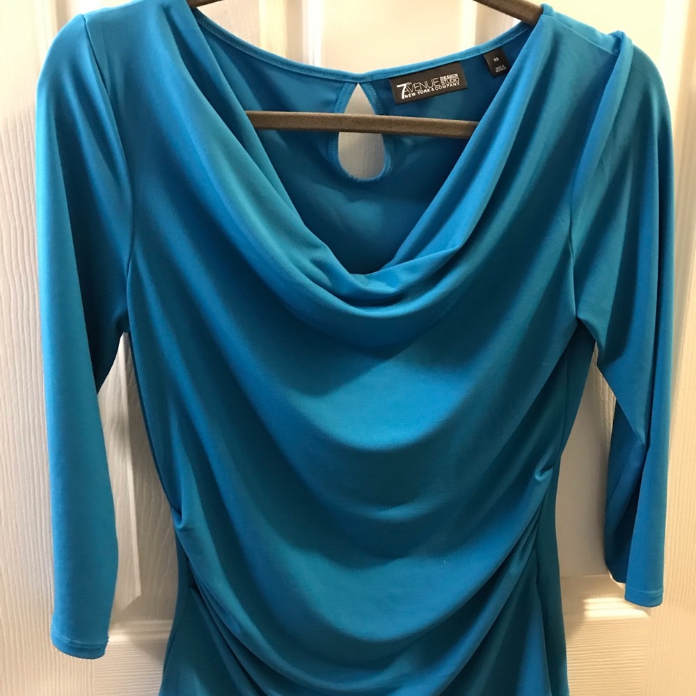 Blue NY&Co. cling scoop blouse
